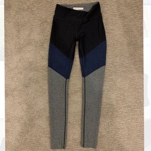 Outdoor voices leggings